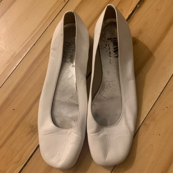 Bravo browns white leather flats - Picture 2 of 7